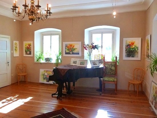Ausstellungen atelierGALERIE und Schloss Albeck